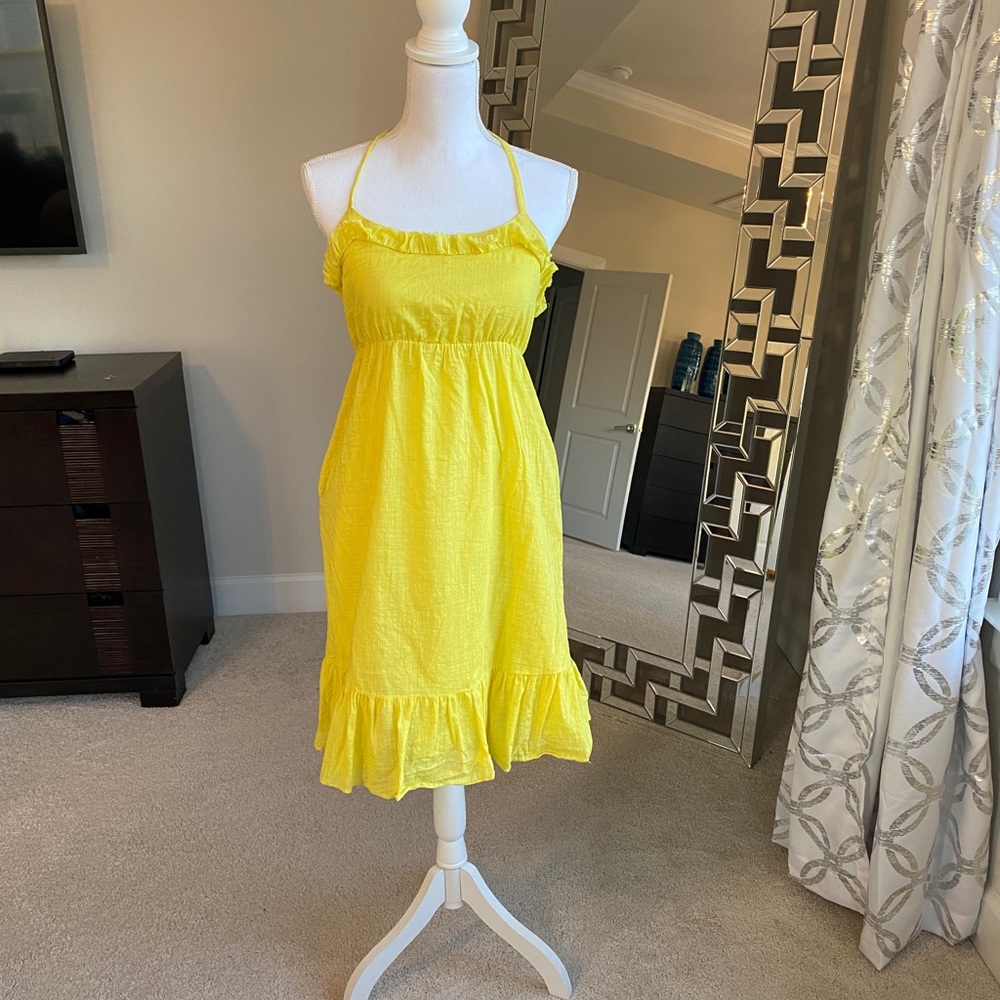 Old Navy yellow halter dress. Size medium.